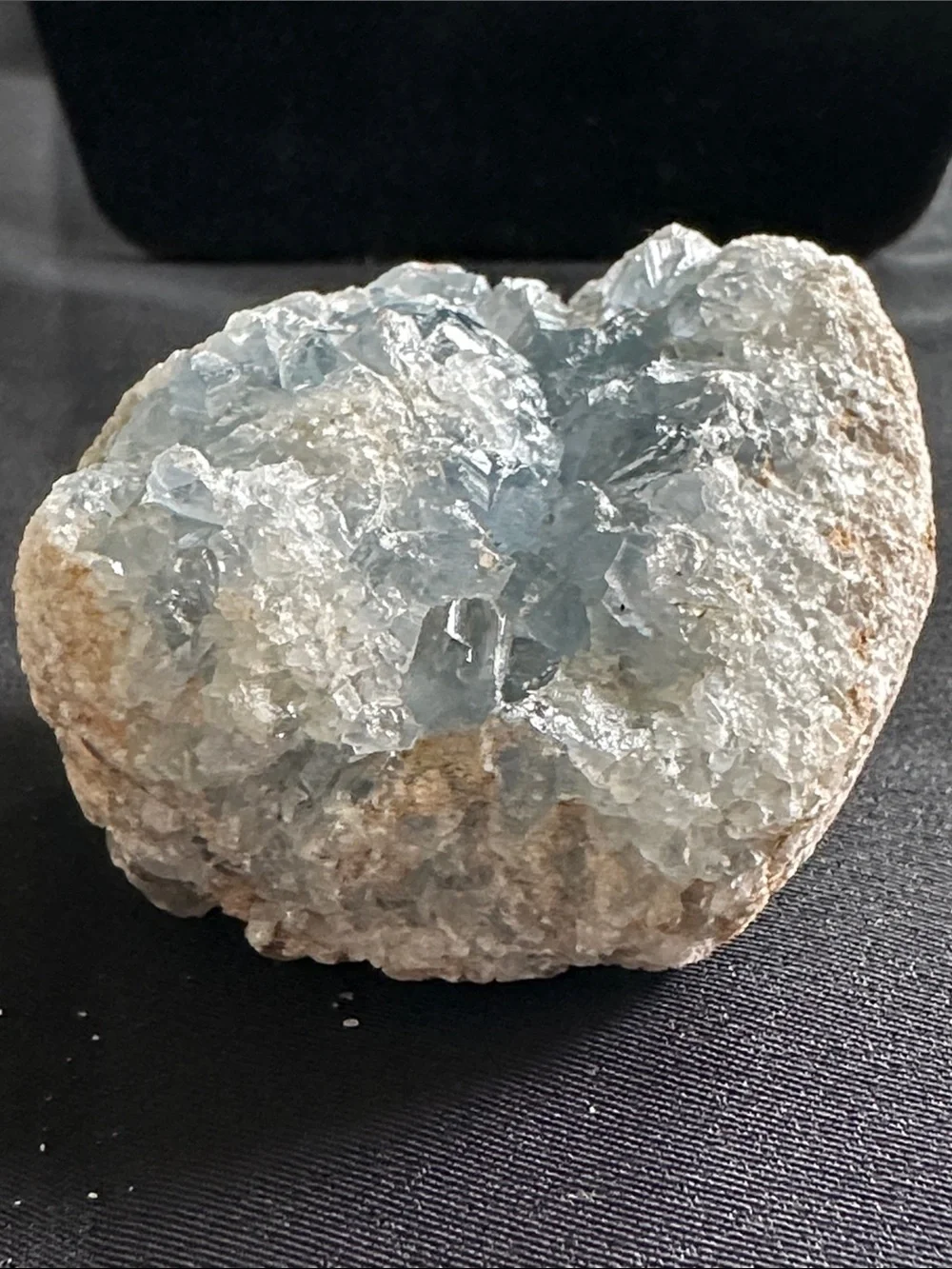 Celestine NWOT genuine gemstone geode. Sky blue crystal clusters